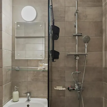 Apartment North Station W. Ac Bucharest